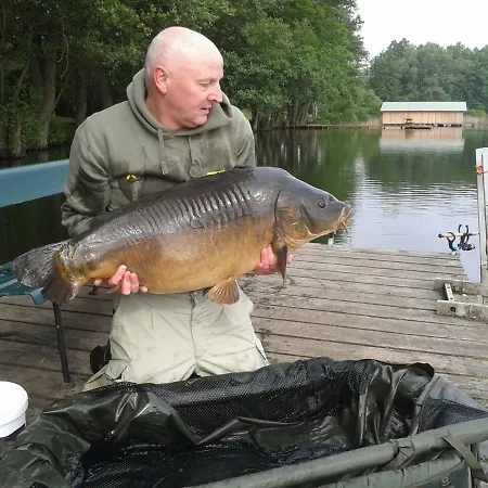 Scheune Am Loppiner See